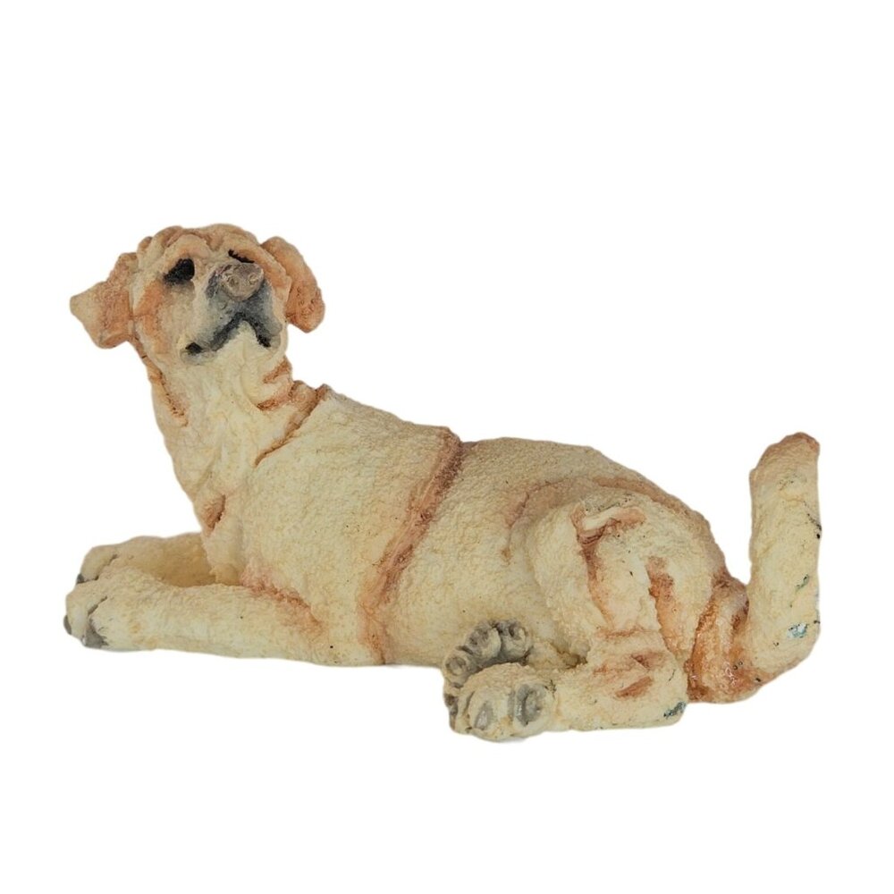 A Breed Apart Yellow Lab Mini Figurine #70316 2004 Country Artists Ltd.
